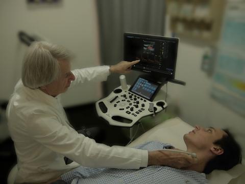 Allgemeinarztpraxis Wiedemann Eichenau Ultraschalluntersuchung der Gefäße in Farbe